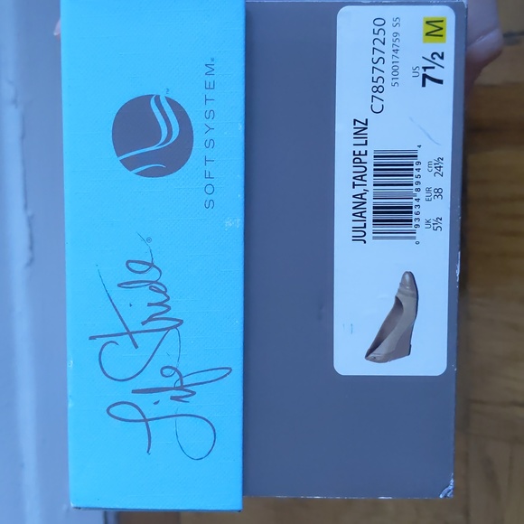 ❌DONATED Comfy beige nude soft system wedge heels - Picture 8 of 11